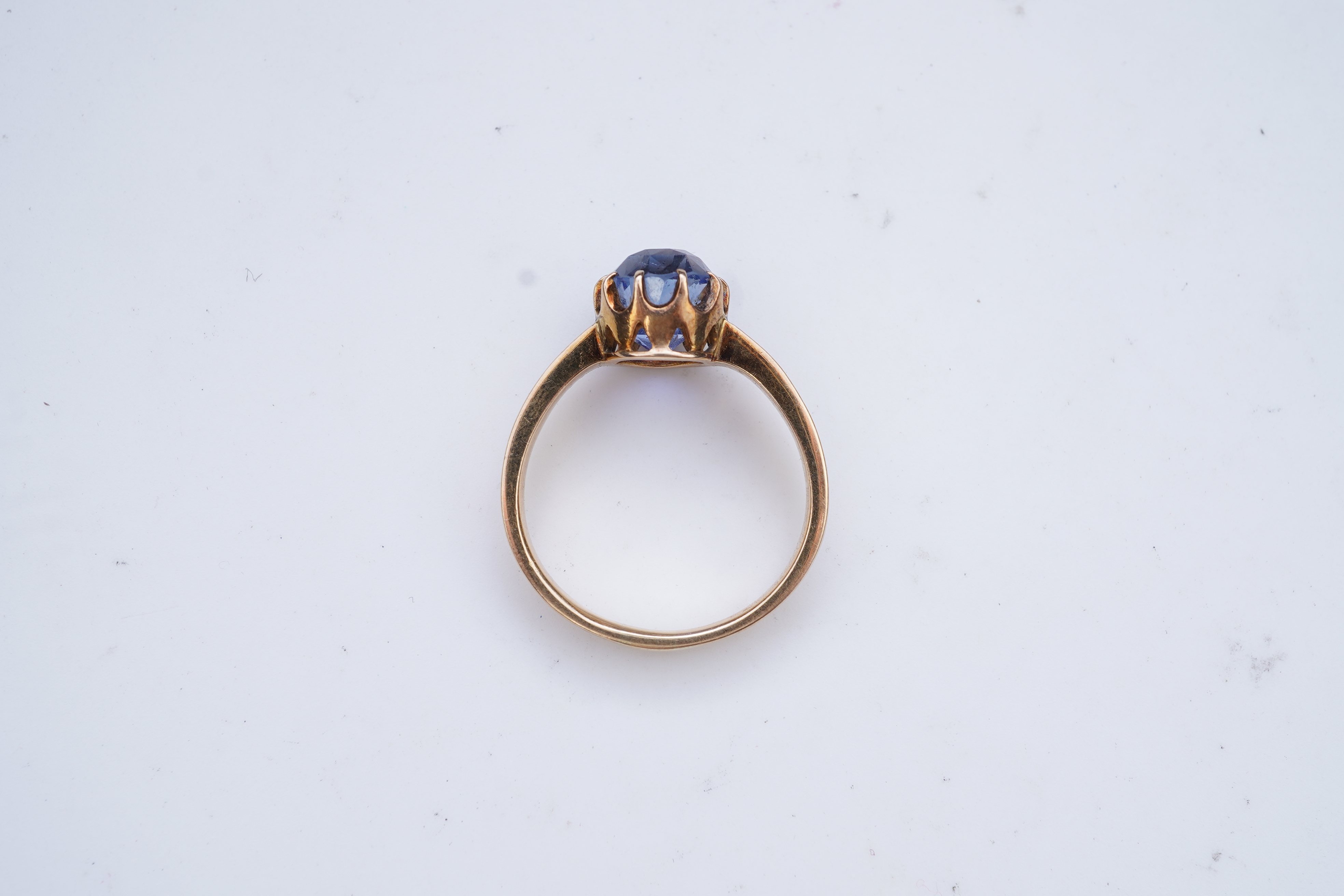 A sapphire ring, early 20th century